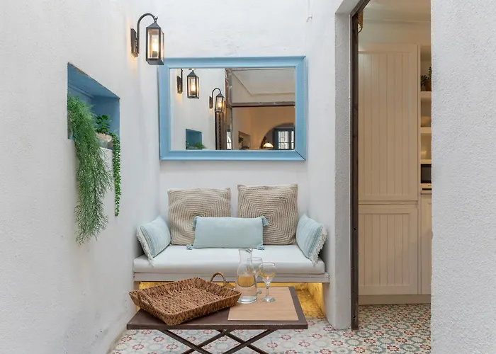 Casa Azul By Hello Homes