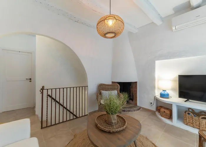 Casa Azul By Hello Homes