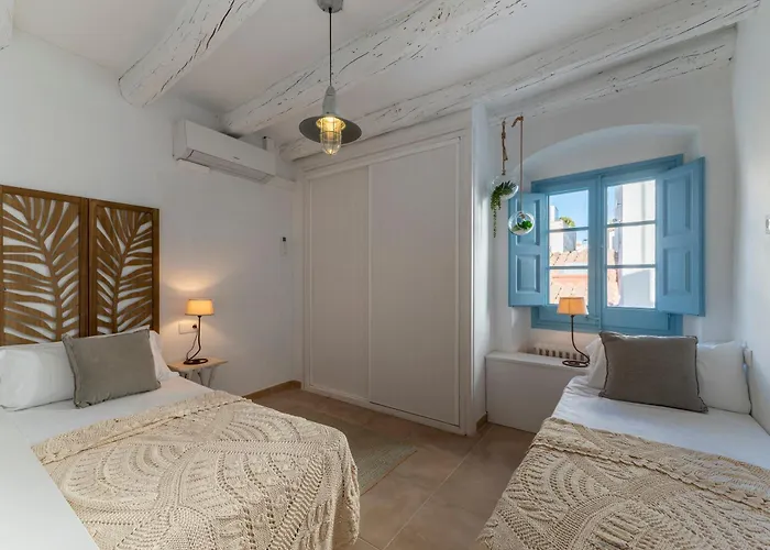 Casa Azul By Hello Homes