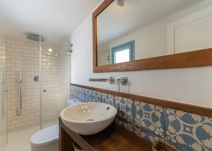 Casa Azul By Hello Homes